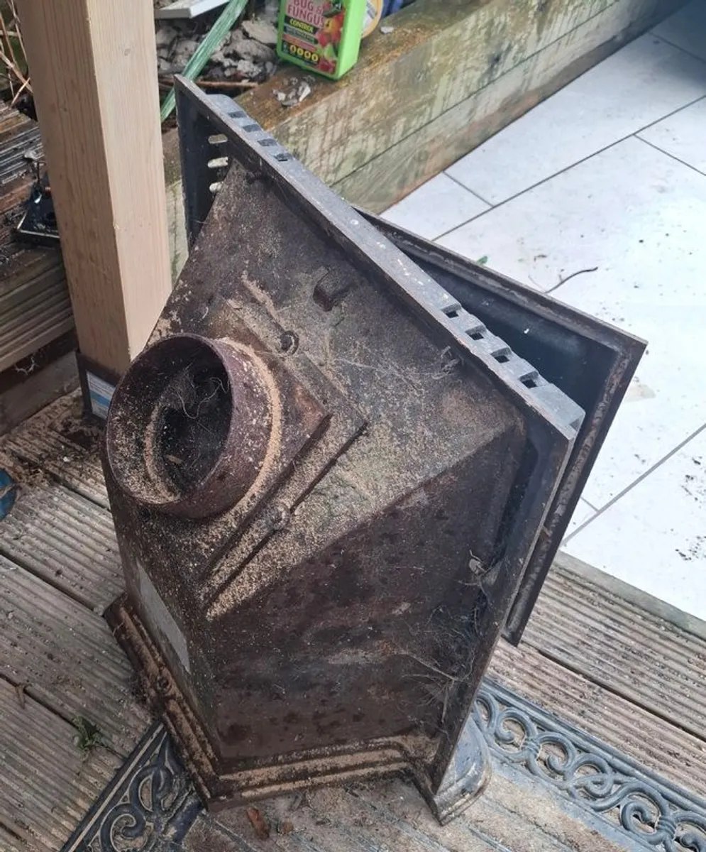 Inset stove fire - Image 1