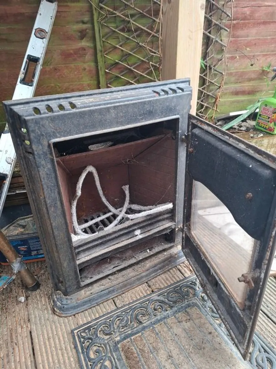 Inset stove fire - Image 2