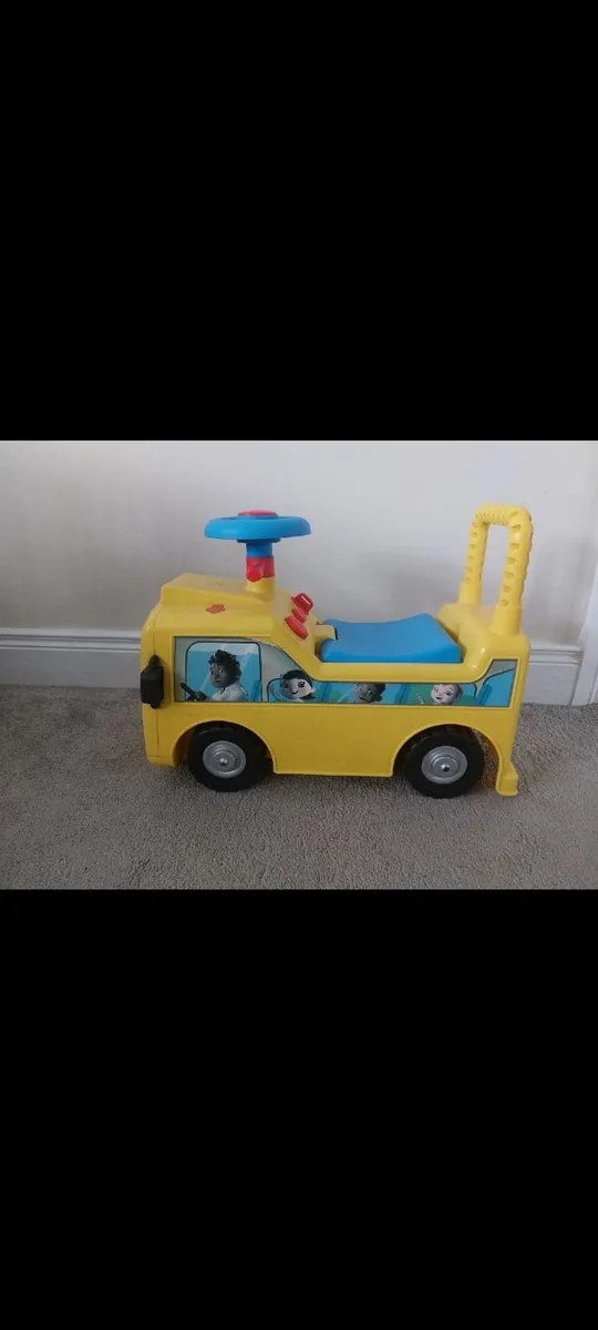 Little Tikes Scoot and Push Ride On - Image 1