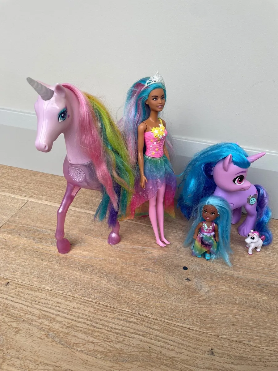 Toys - Barbies
