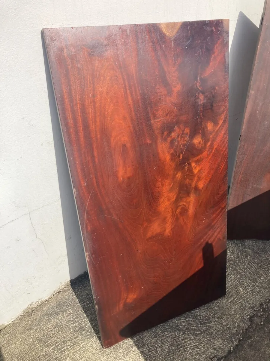 Antique mahogany - Image 1
