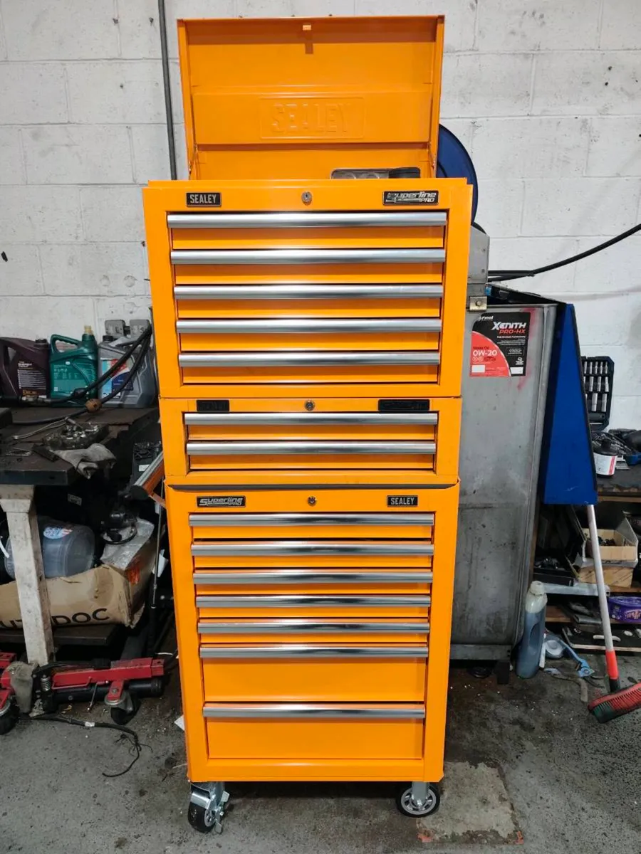 Sealey 3 tier roller tool box - Image 2