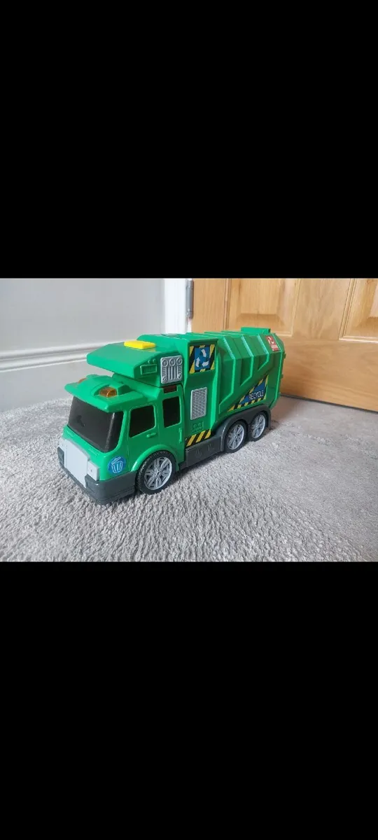 Cement Truck & Bin Lorrry - Image 1