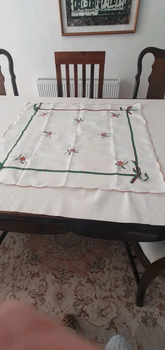 Table cloth - Image 1