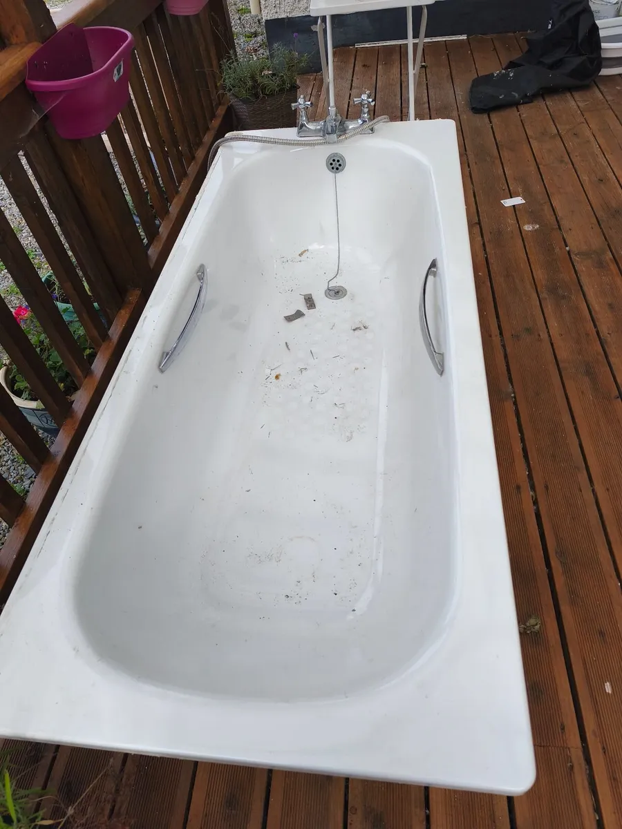Bath - Image 3
