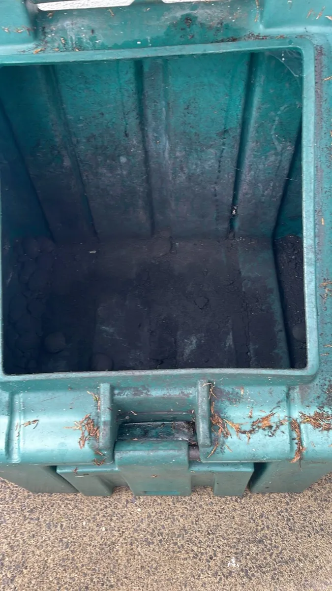 coal bunker - Image 1