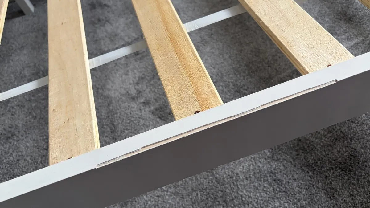 White single bed - Image 4