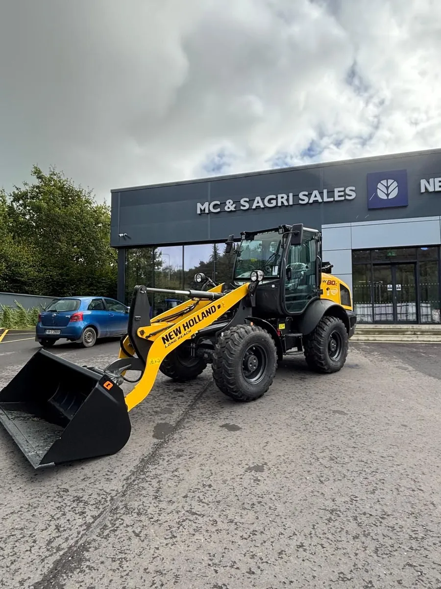 New Holland W80C Compact Loading Shovel. - Image 1