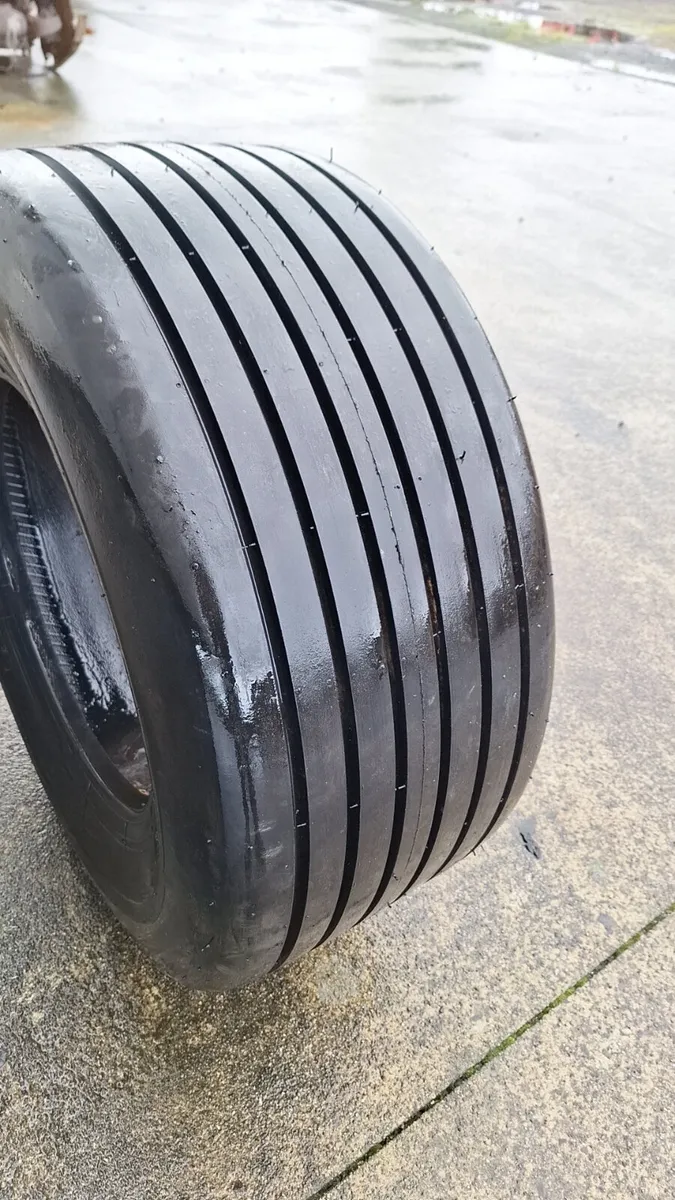 TYRES - Image 4