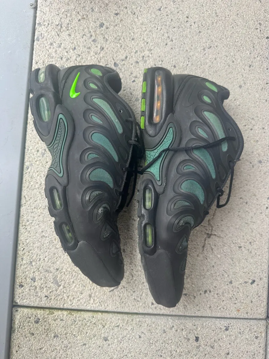 Nike Air Max Plus Drift runners Black Volt Man - Image 2