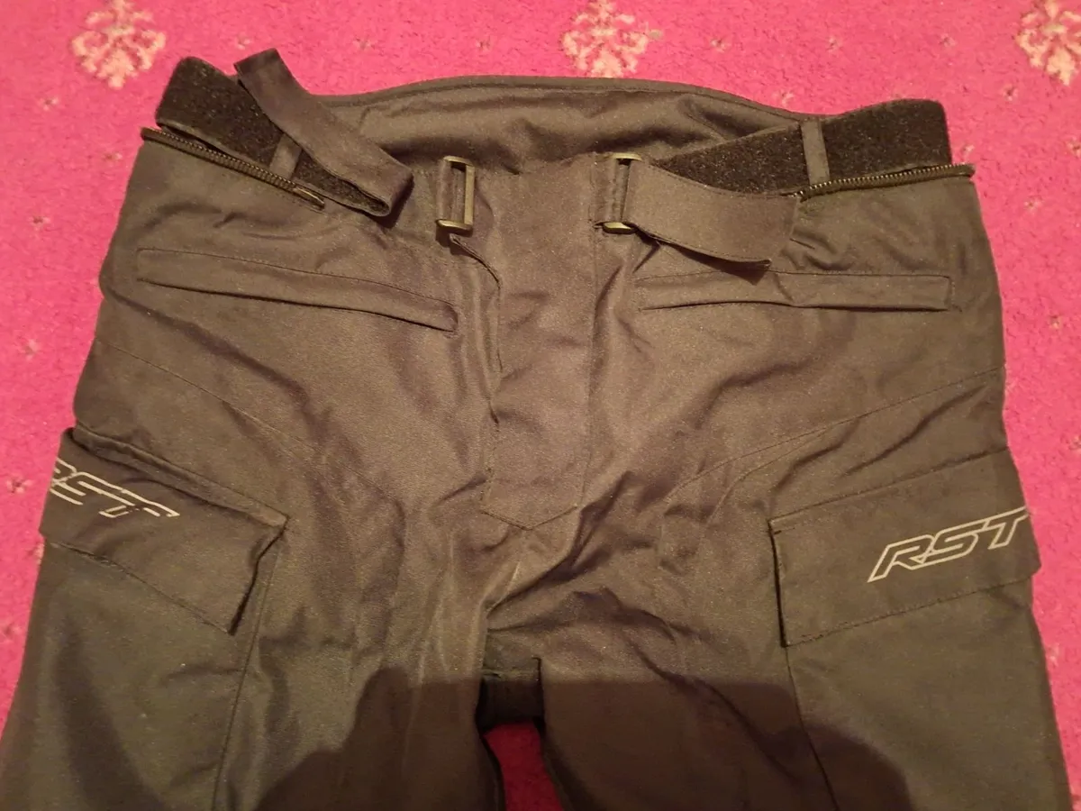 Motorbike gear - Image 4