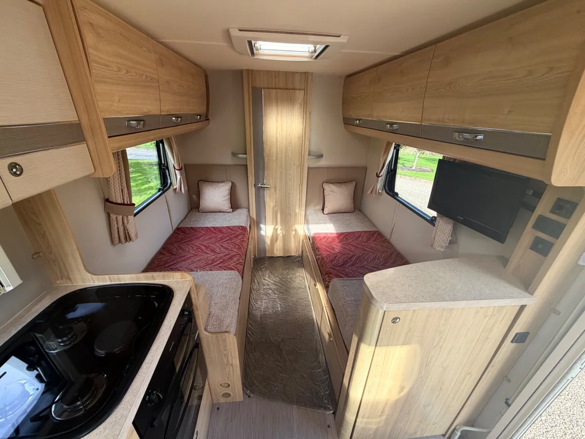 2017 ELDDIS MAJESTIC 185 LOW PROFILE R.H.D - Image 2