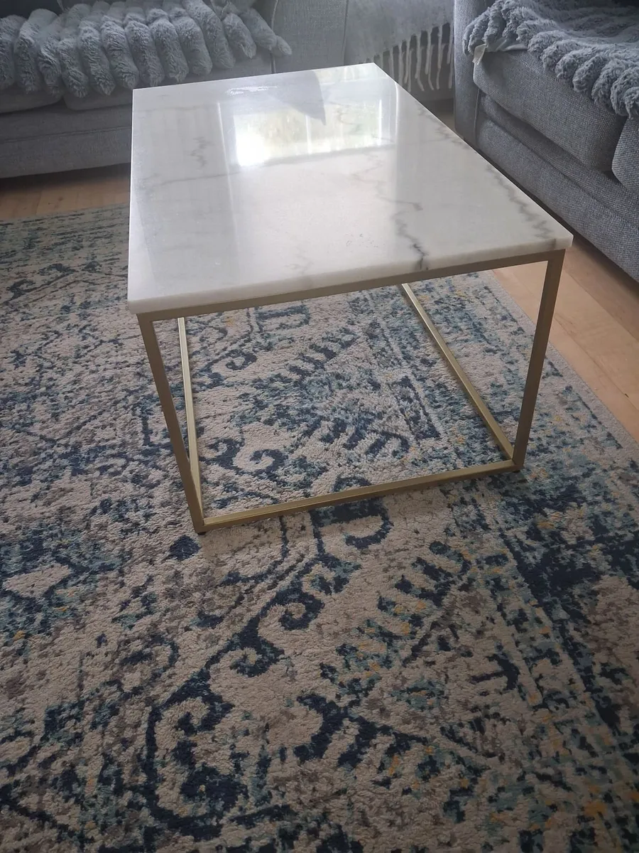 Coffee Table, solid marble - Image 1