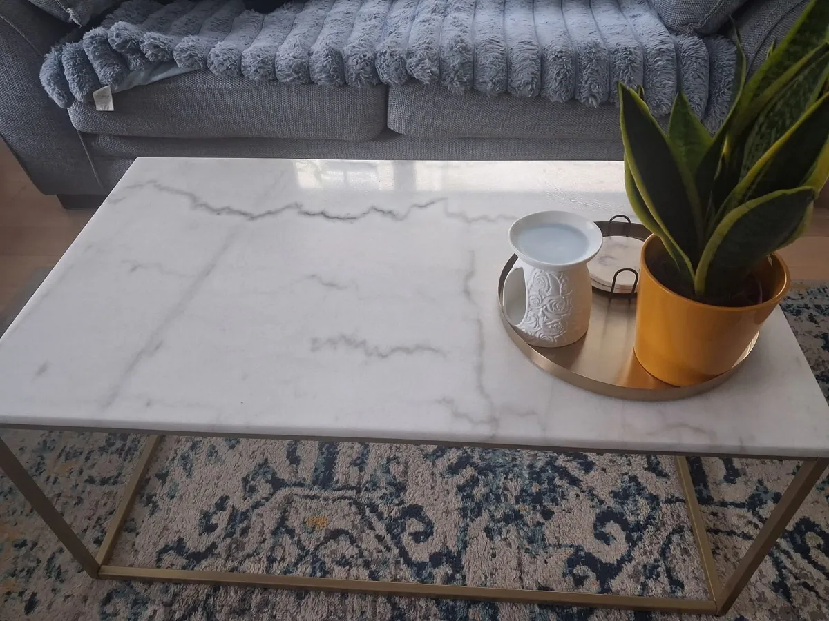 Coffee Table, solid marble - Image 3