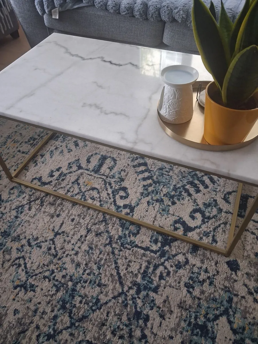 Coffee Table, solid marble - Image 4