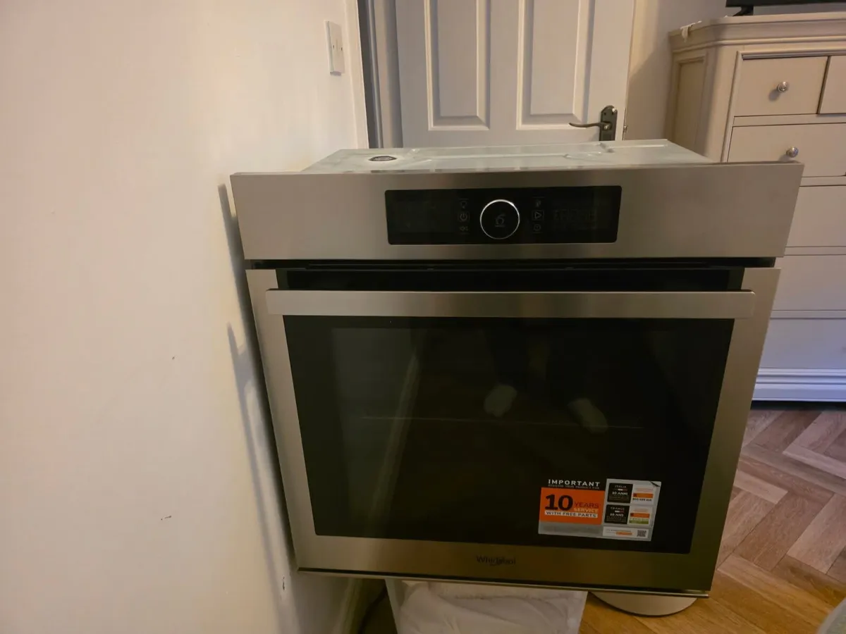 Oven - Image 1
