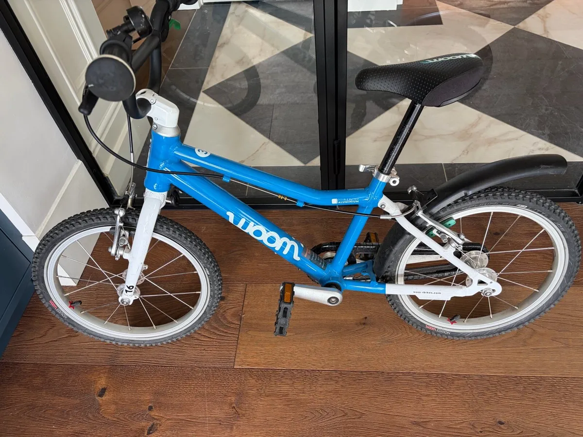 Woom 3 Bike Blue - Image 1
