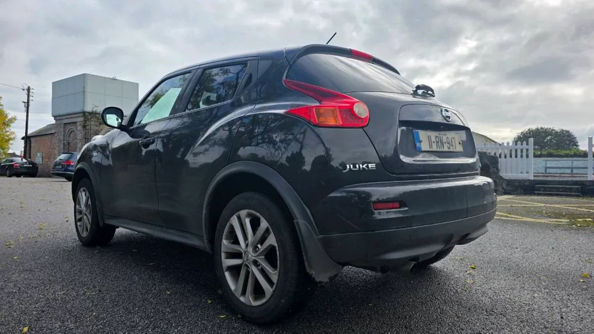 Nissan Juke for parts or repair - Image 4