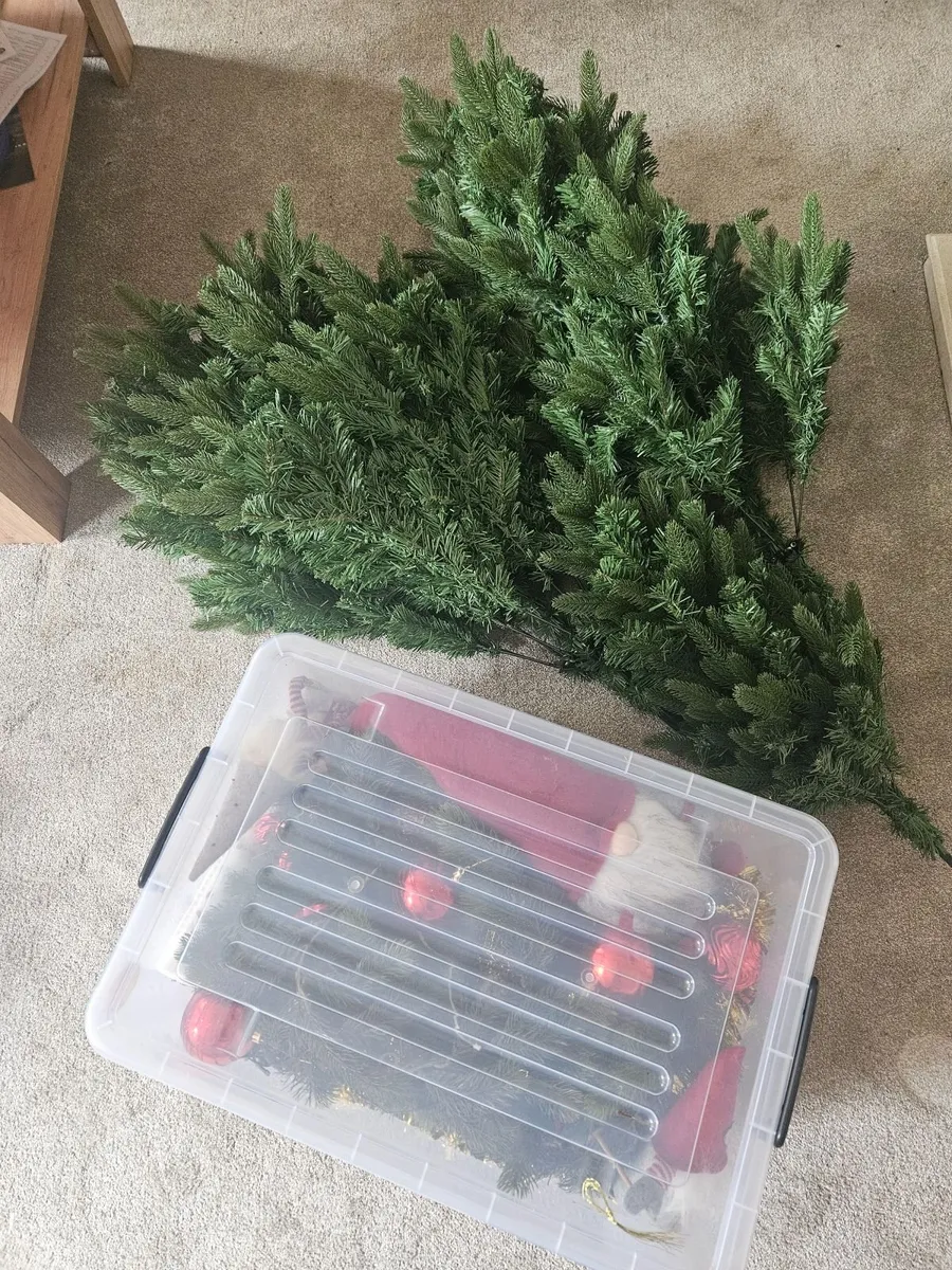 Christmas tree - Image 2