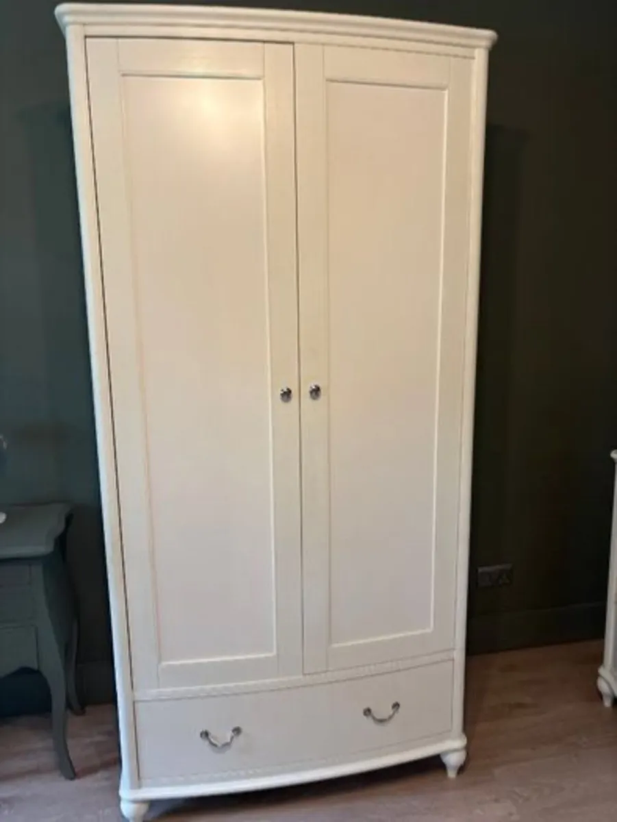 Casey’s of Cork Double wardrobe - Image 1