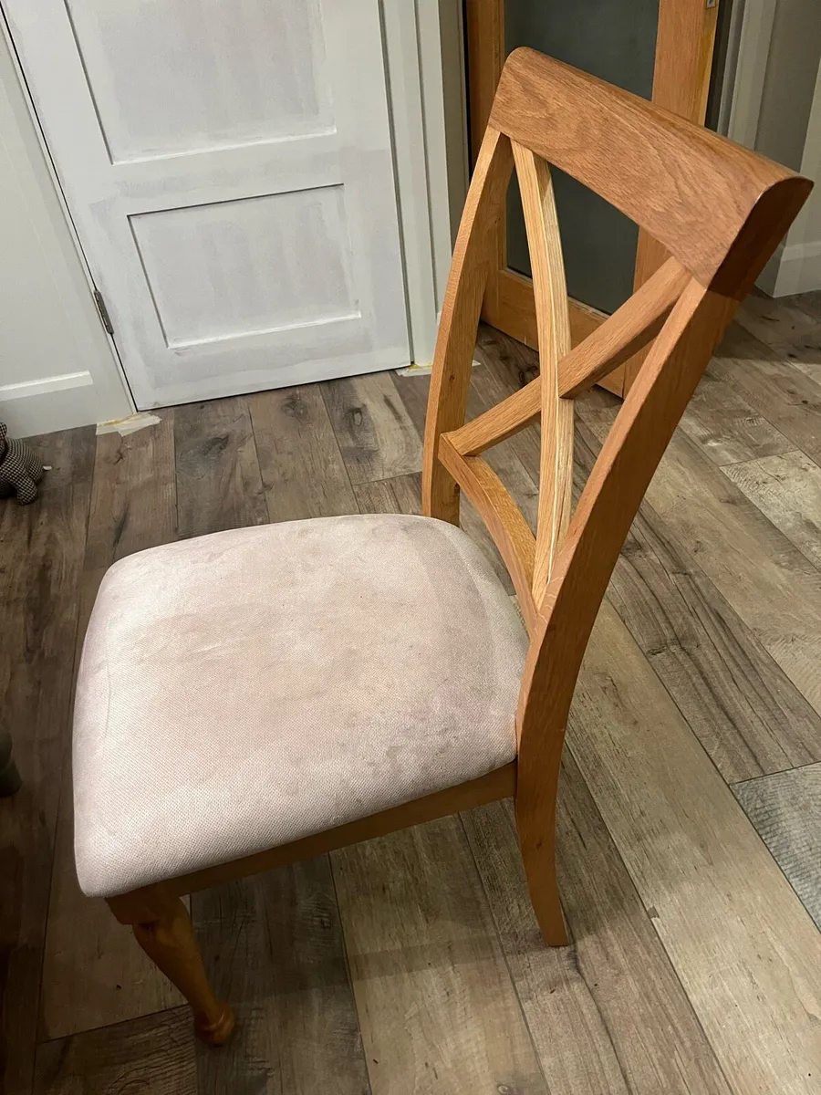 Dining table and chairs - Image 2
