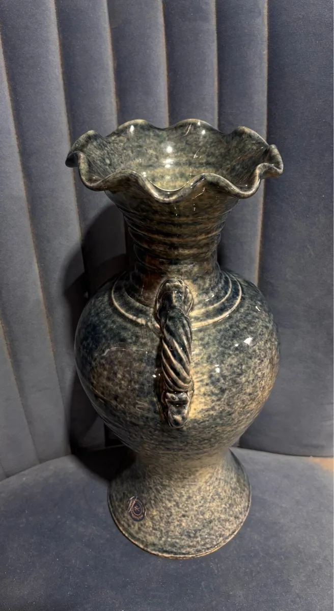 Vase - Image 3