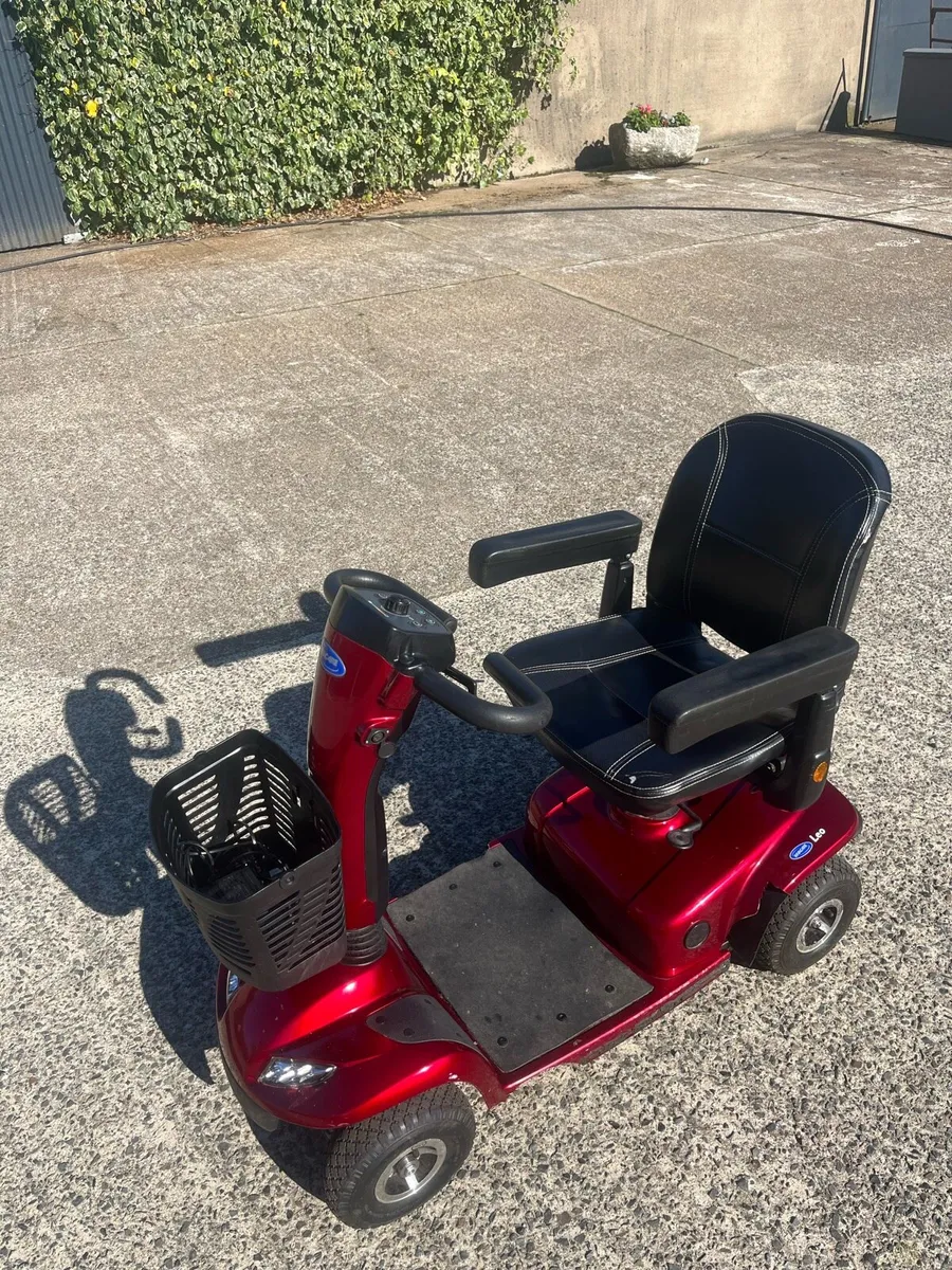 Mobility scooter - Image 1