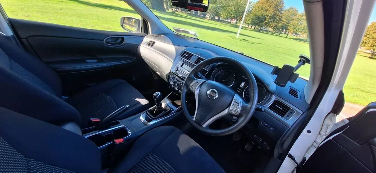 Nissan Pulsar 2016 LOW MILEAGE & IMMACULATE - Image 4