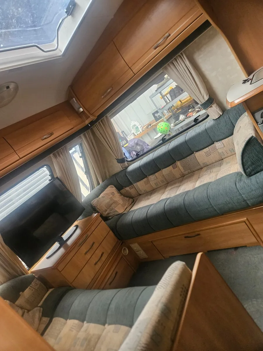 swift accord 500 caravan - Image 3