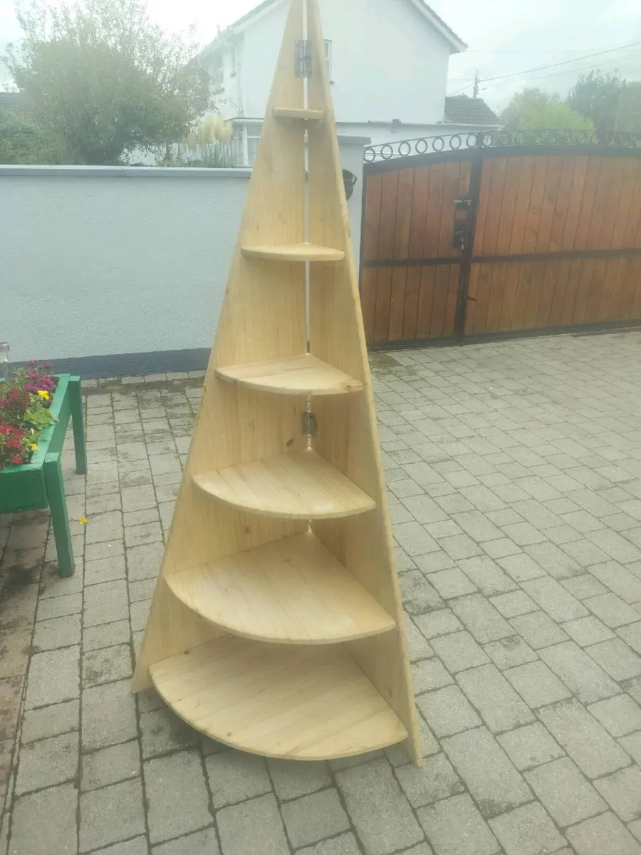 Wooden unit - Image 1