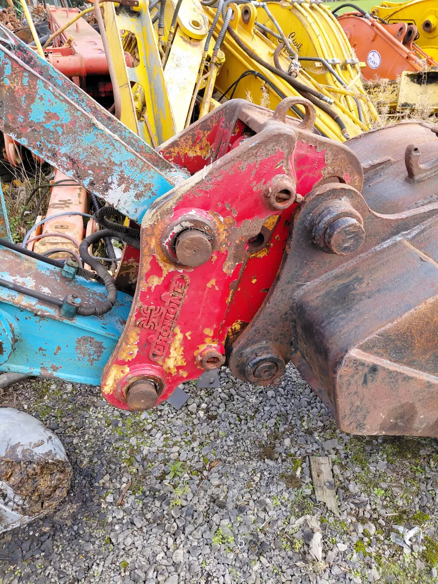 Kobelco  120 - Image 1