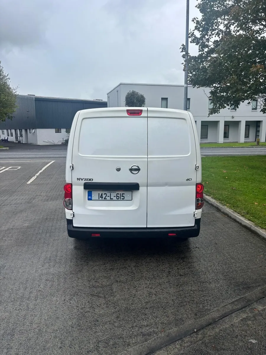 Nissan NV200 2014 - Image 2