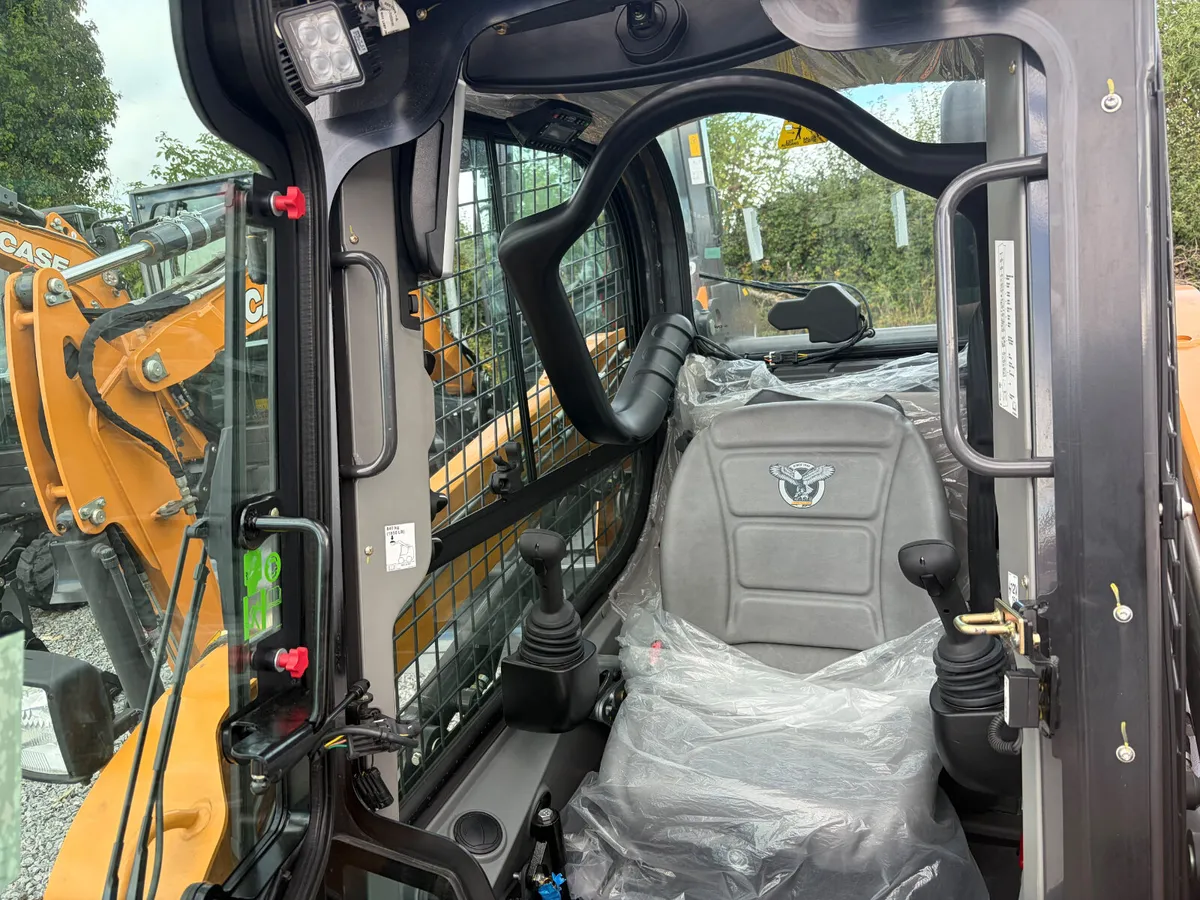 CASE SV185B Skid Steer - Image 3