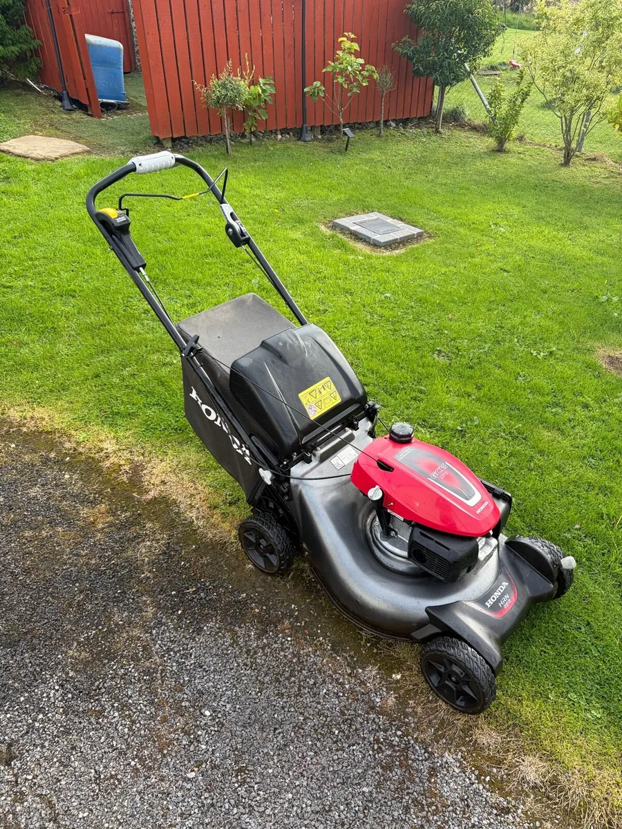 Honda lawnmower HRN 536 - Image 1