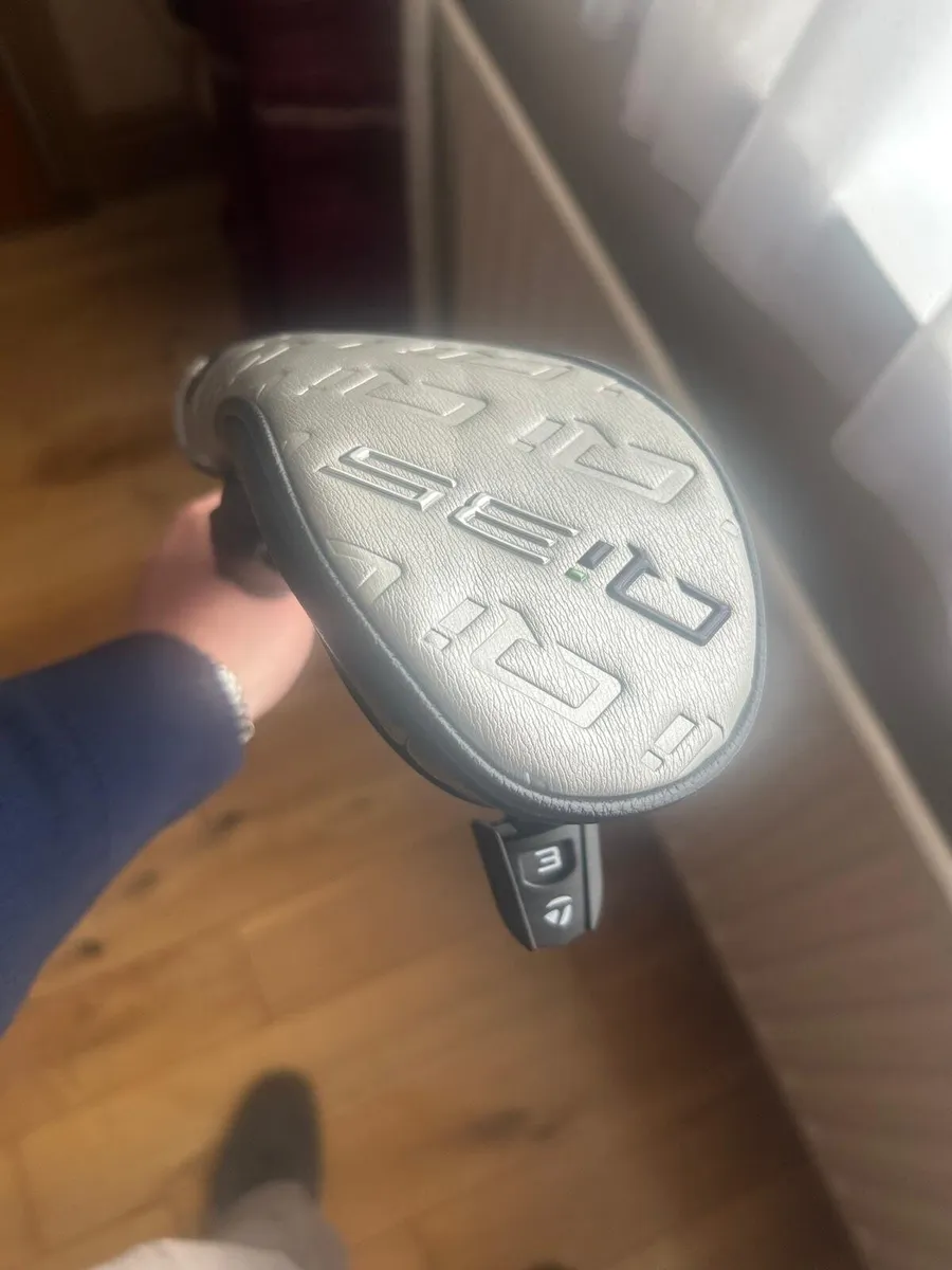 Taylormade Qi 35 3 rescue 19° - Image 1
