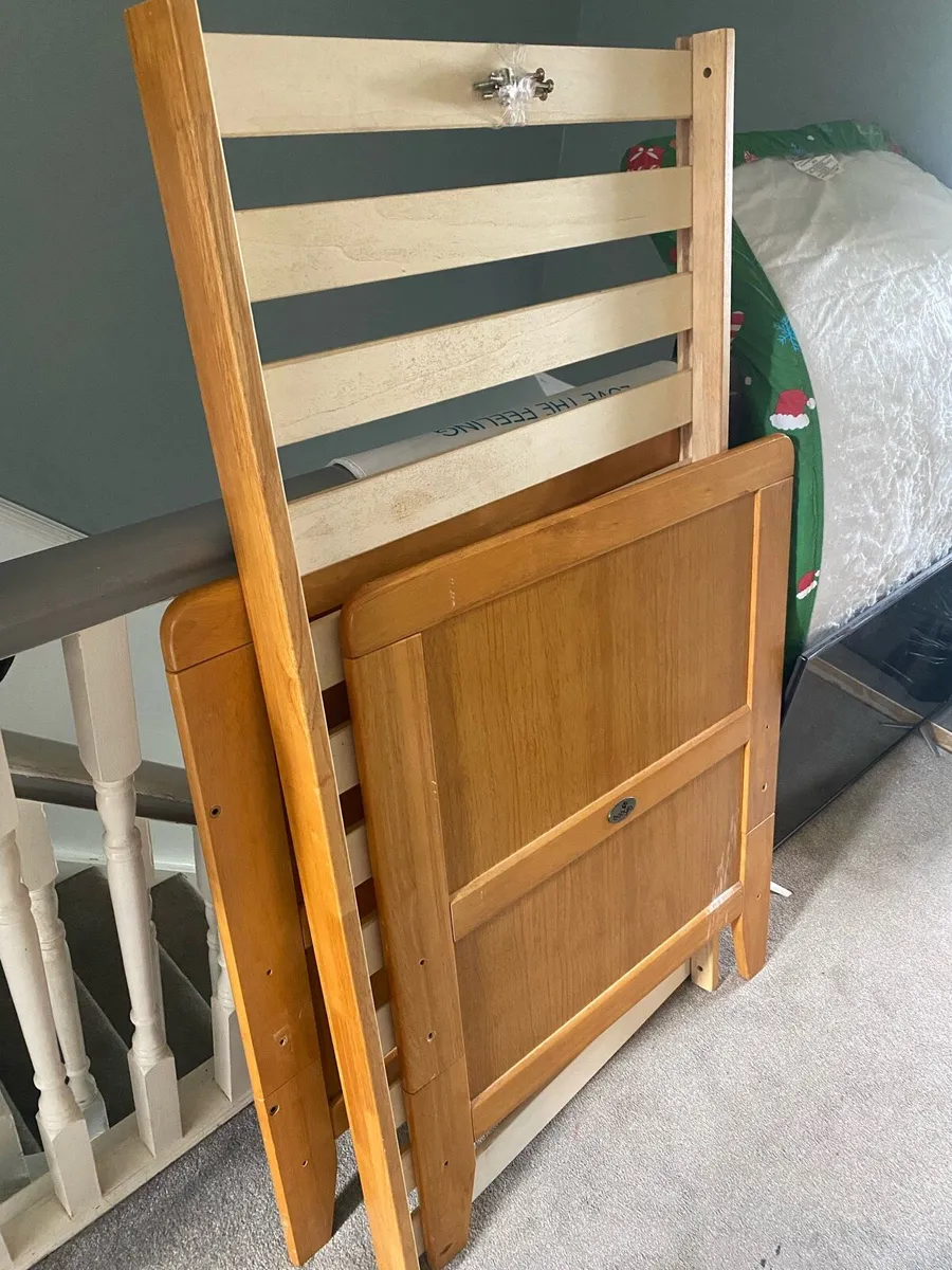 Baby cot