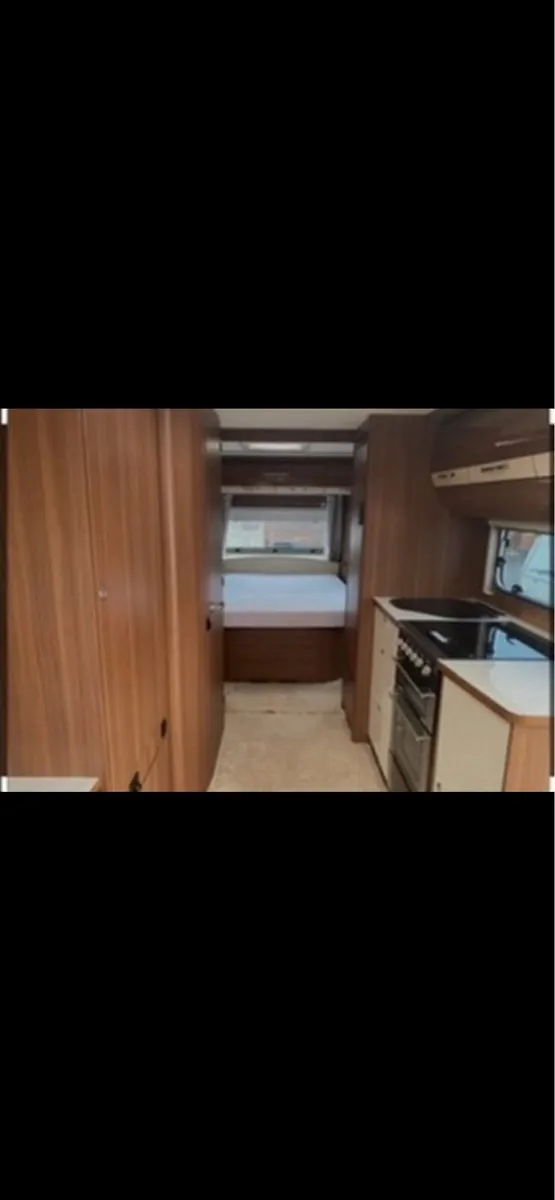 2017 LMC Caravan - Image 2