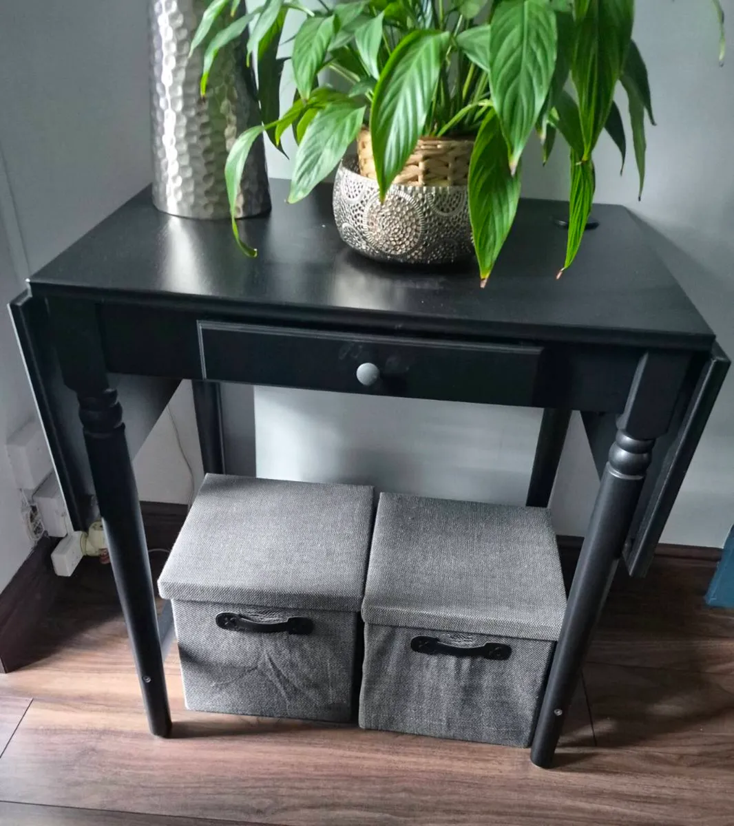 Ikea desk/hall table. - Image 2