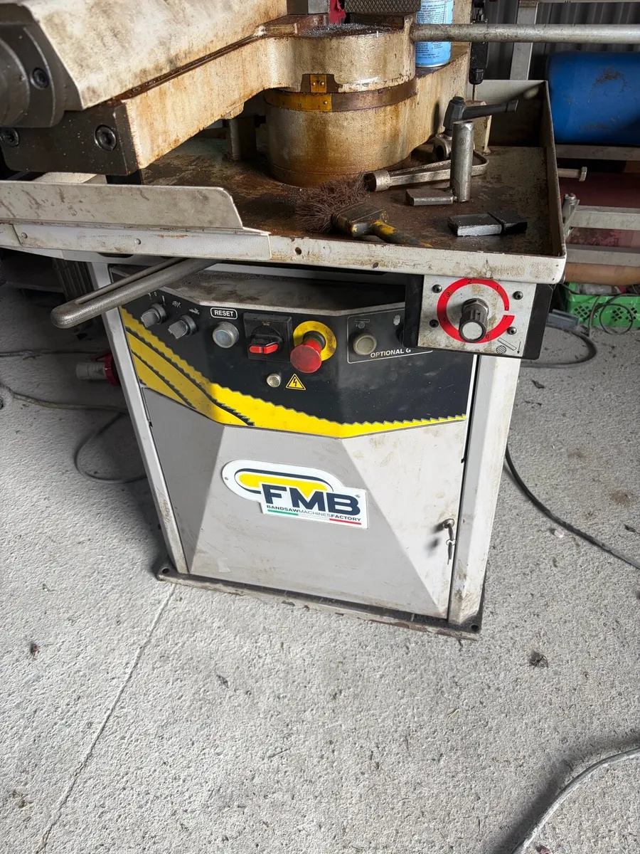 Band saw - Image 4