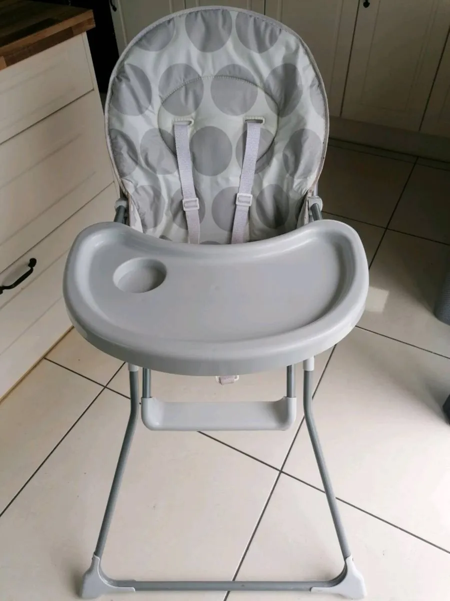 Baby feeding chair - Image 1