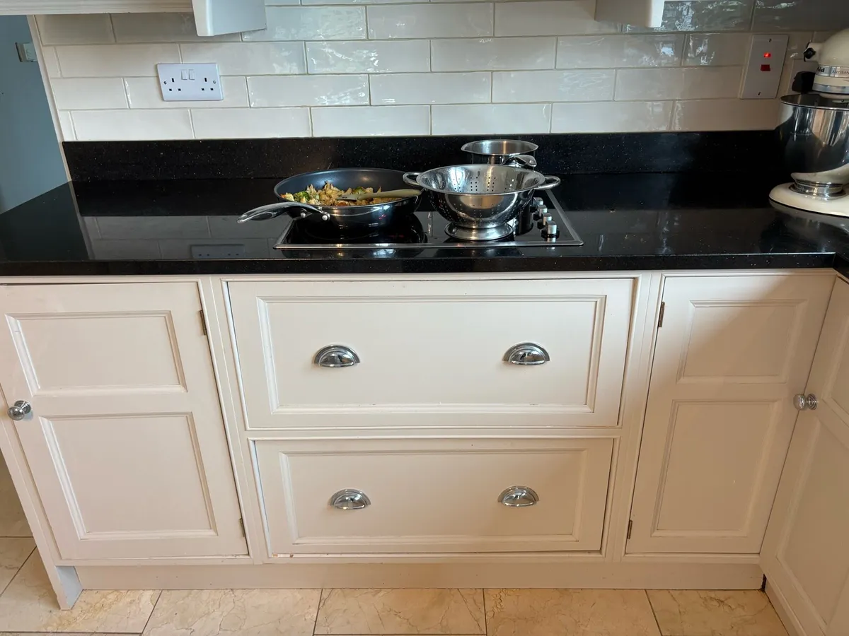 Kitchen - Image 4