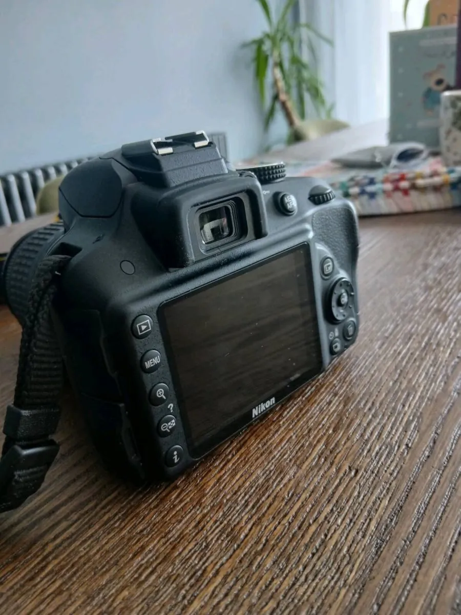 NIKON D3300 CAMERA - Image 4