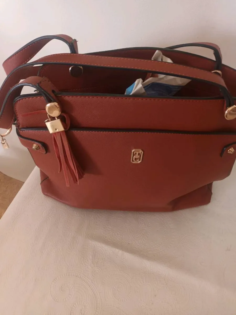 Hand Bag 👜 - Image 1