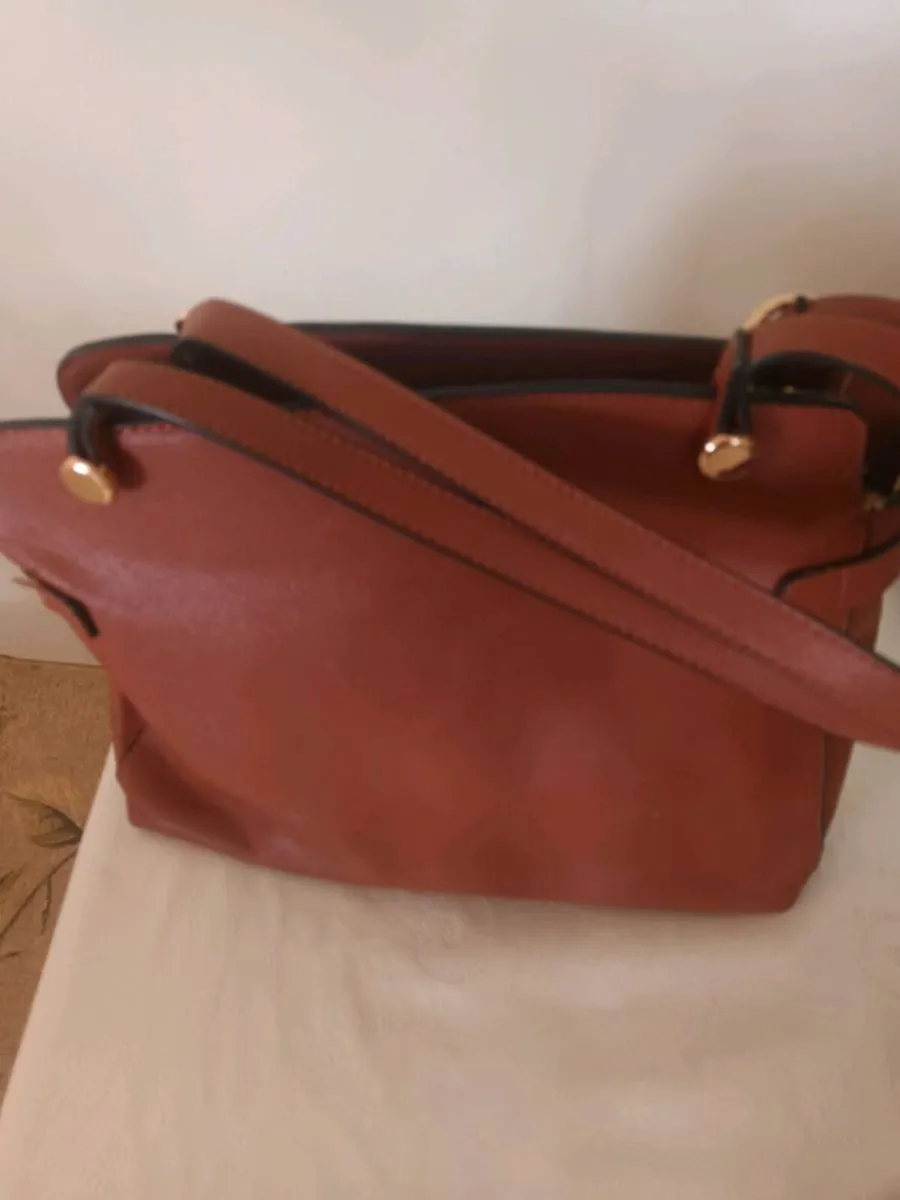 Hand Bag 👜 - Image 3