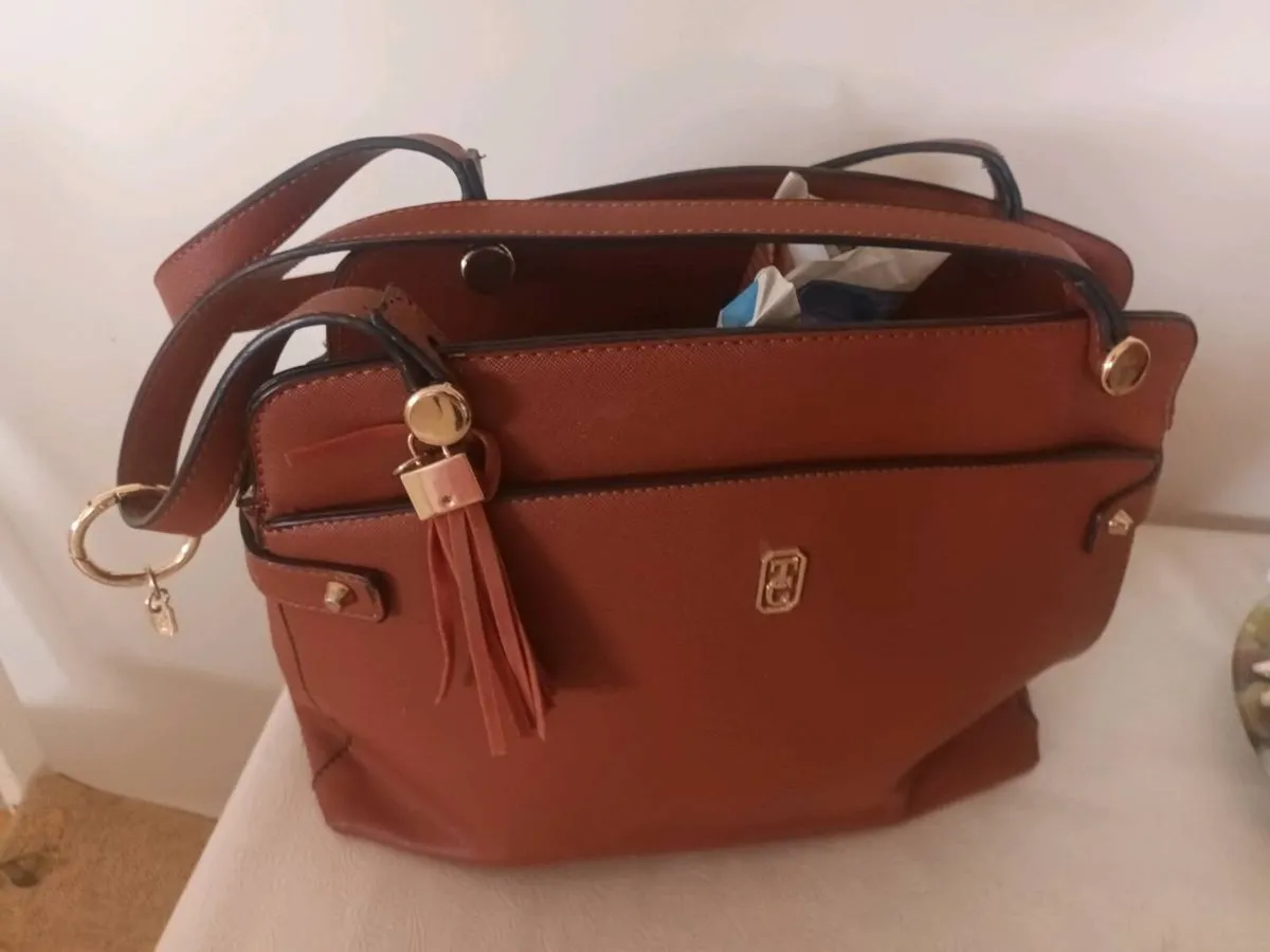 Hand Bag 👜 - Image 2