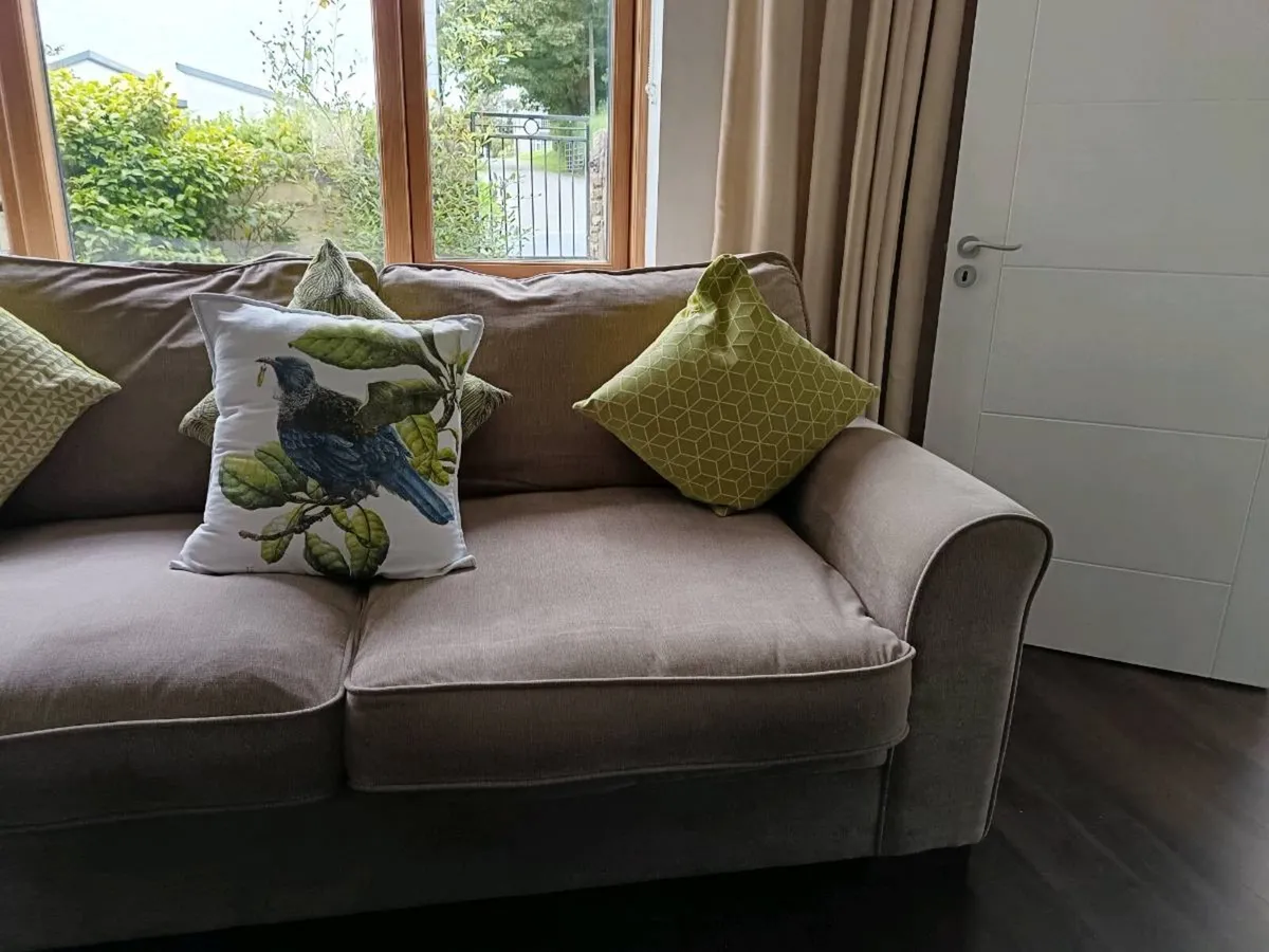 Two couches - Image 2