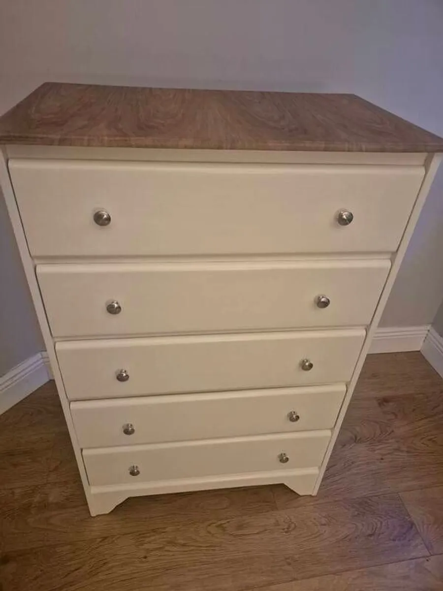 Newly Refurbished 5-Drawer Chest of Drawers - Linen White with Waxed Wood Top - Image 2