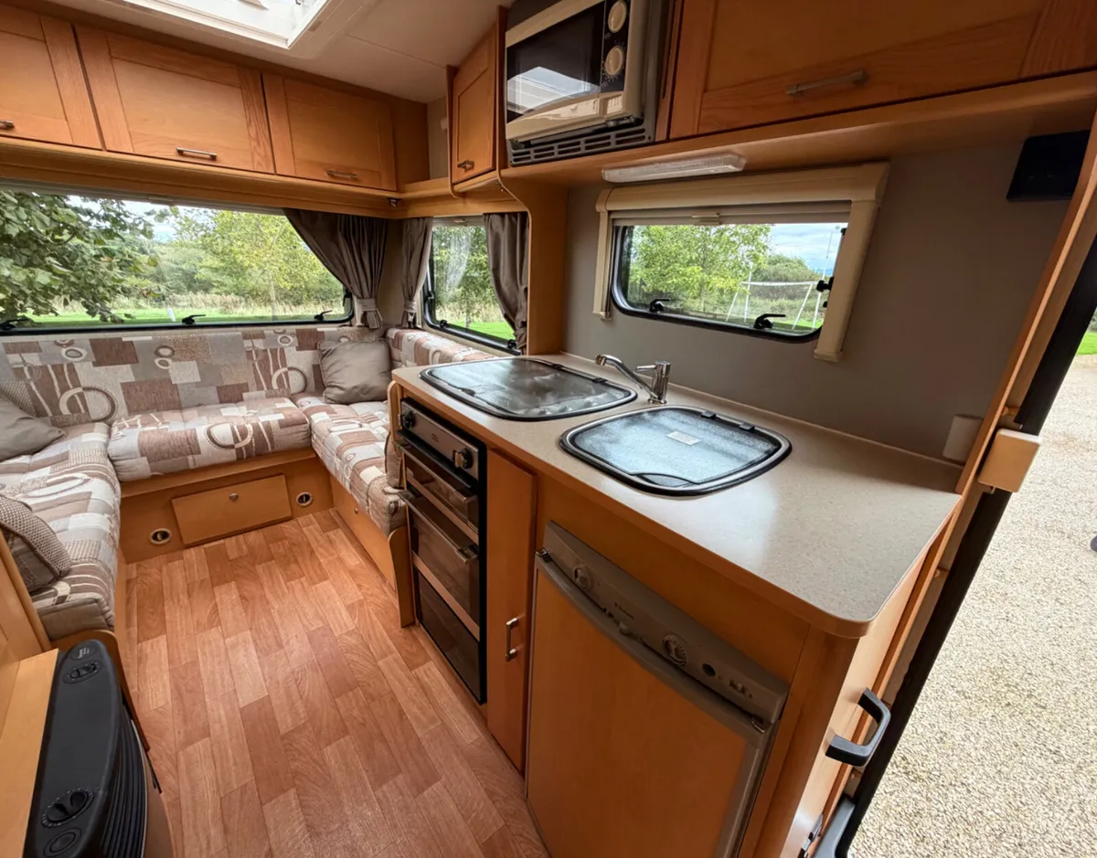 2010 ELDDIS AUTOQUEST 120 LOW PROFILE R.H.D MANUAL - Image 3