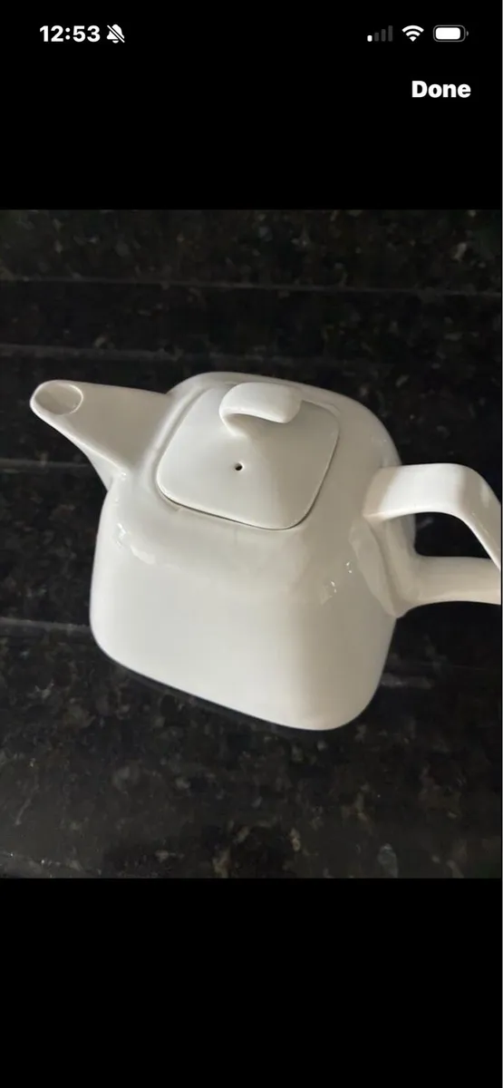 Vintage 10 Strawberry Street Teapot - Image 2