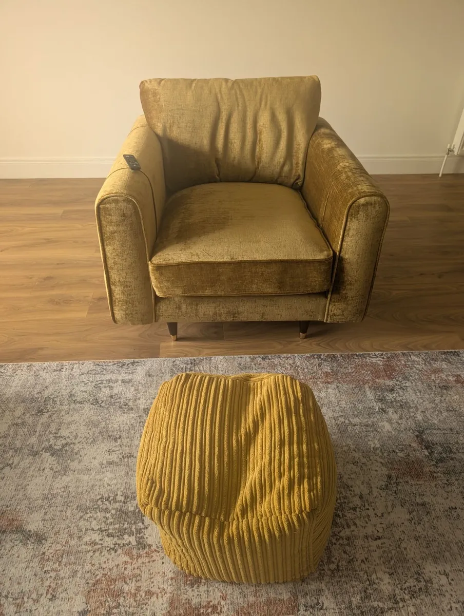 Luxury Suite of Furniture - Image 4